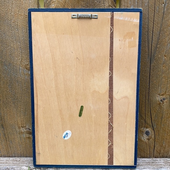 80s Women Empowerment wood painted wall hanging, “Single Parents Need Love Too!” - Picture 2 of 3